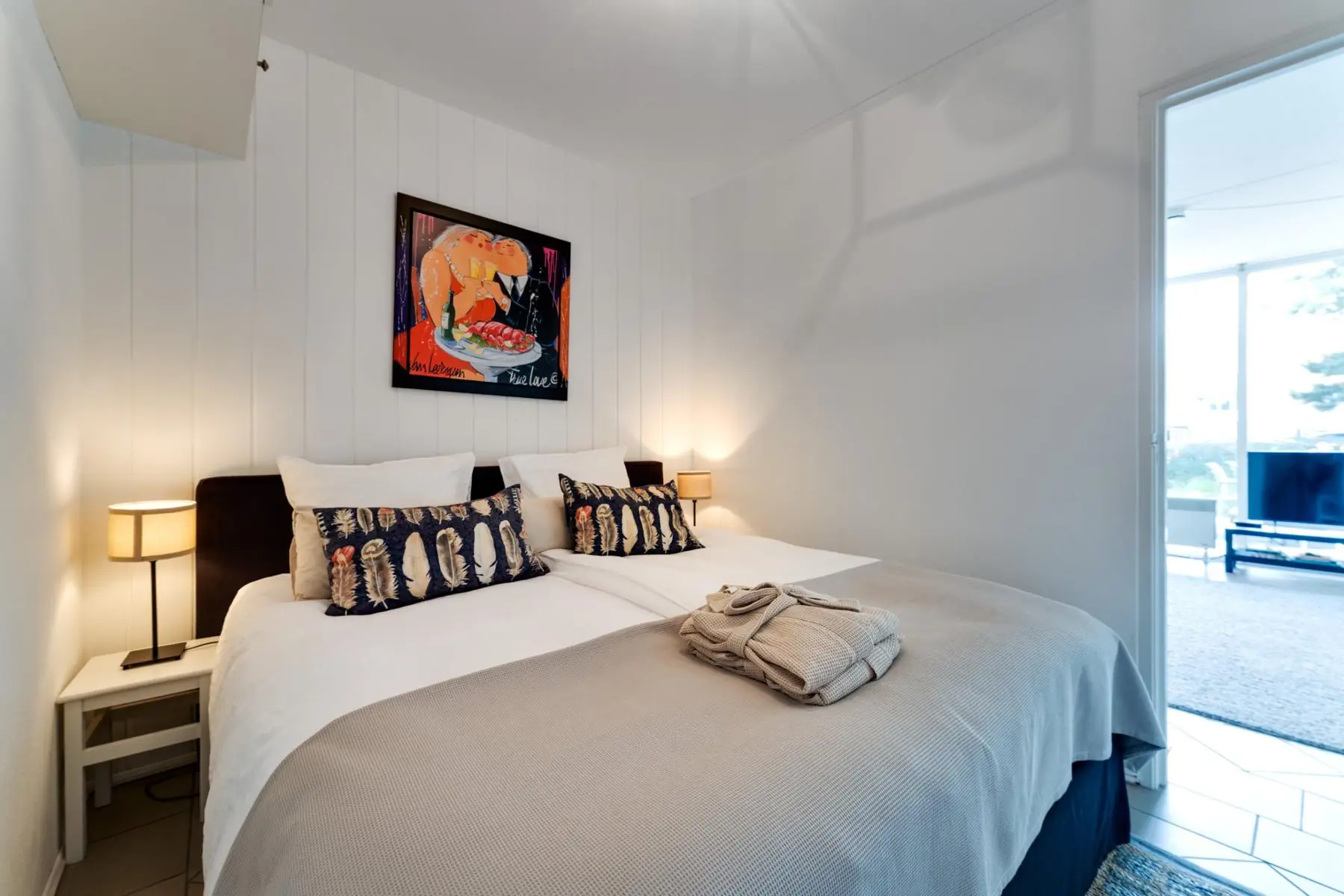 Hoofdslaapkamer met tweepersoonsbed